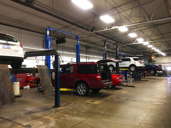 Business insurance in Perrysburg for auto body shops