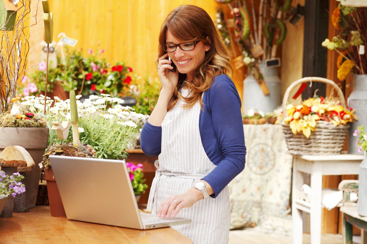 Flower Shop Owner with Small Business Insurance in Maumee, OH